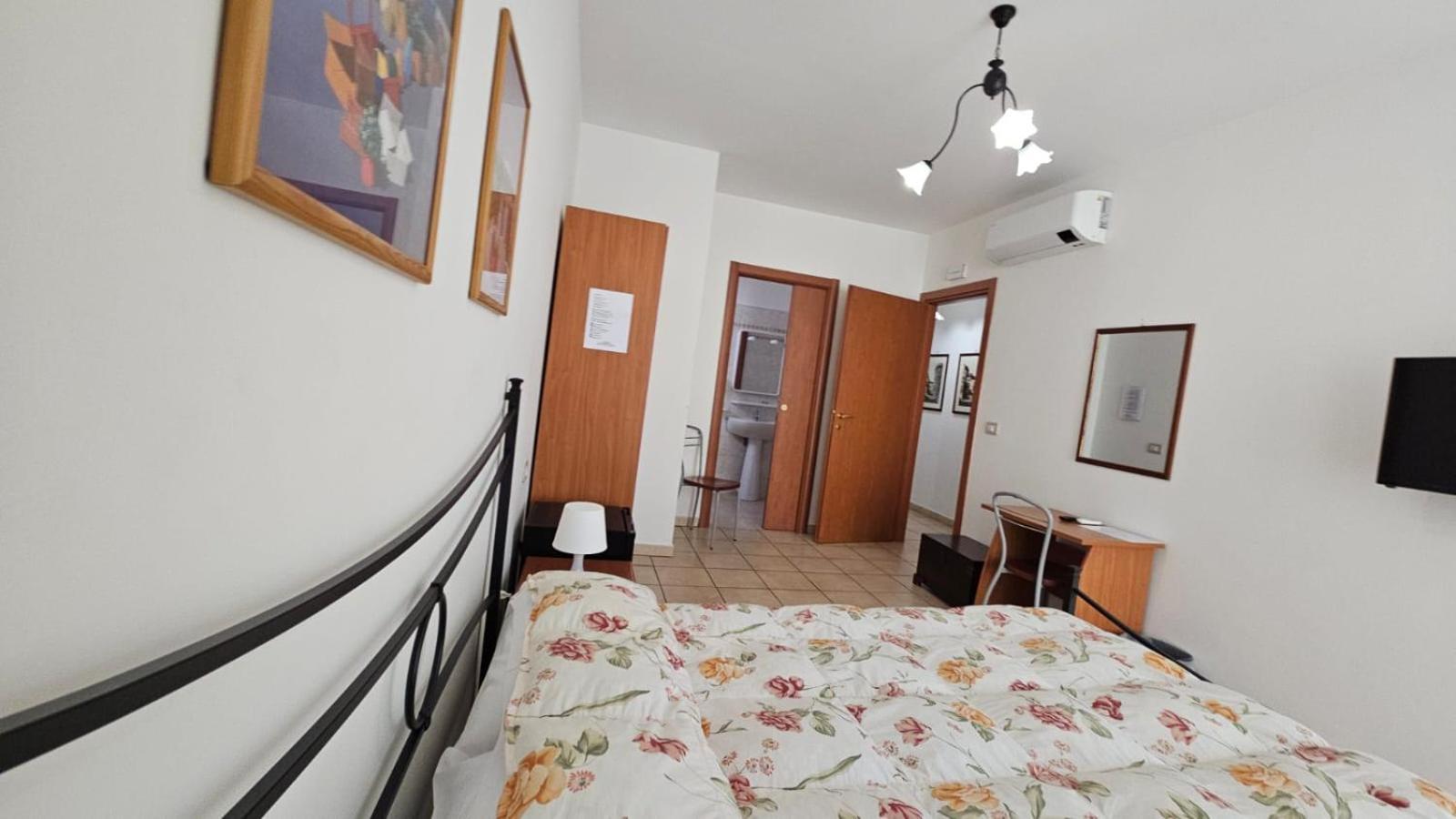 פורצ'י סיקולו Fragolina B&B מראה חיצוני תמונה