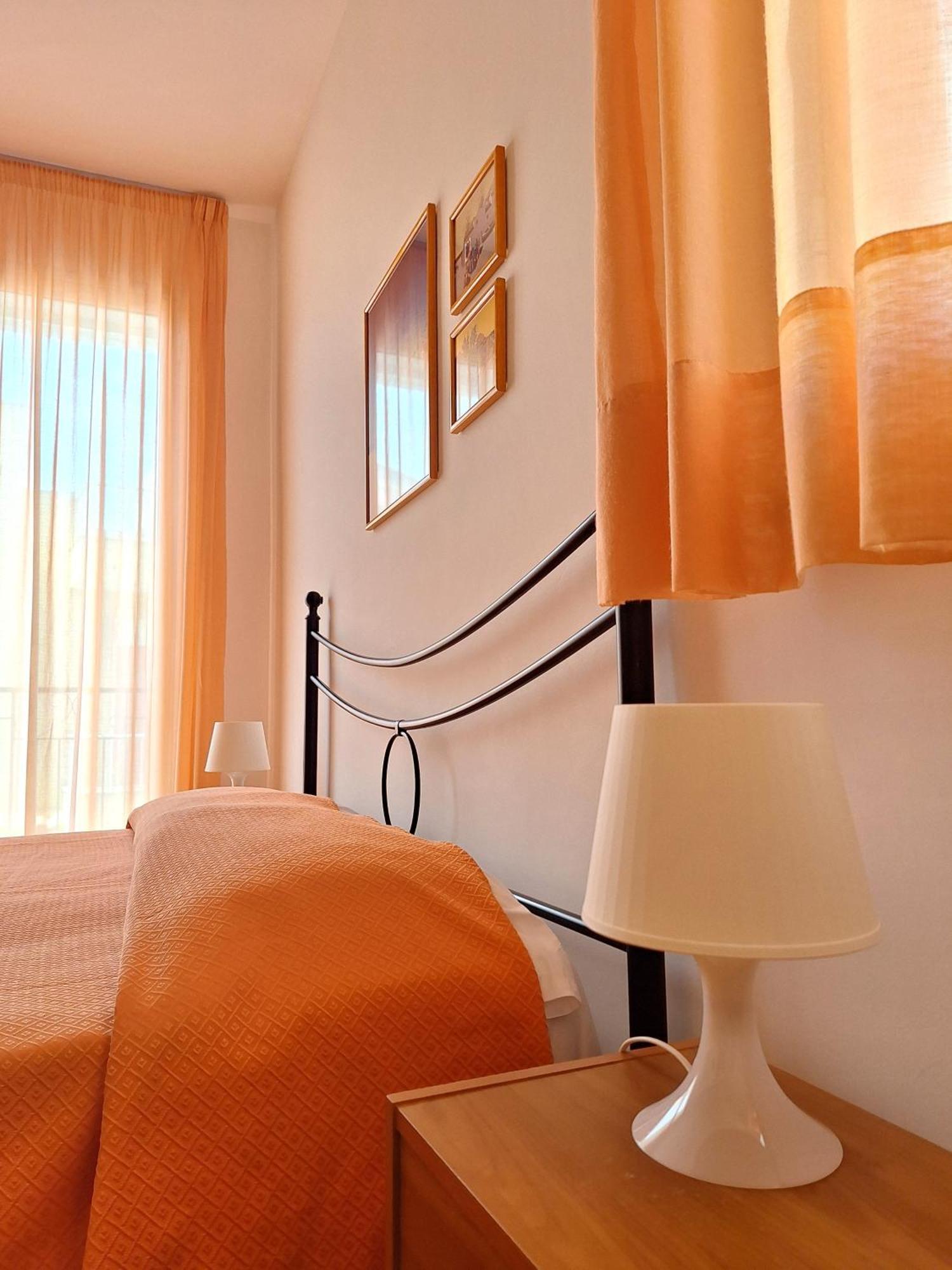 פורצ'י סיקולו Fragolina B&B מראה חיצוני תמונה